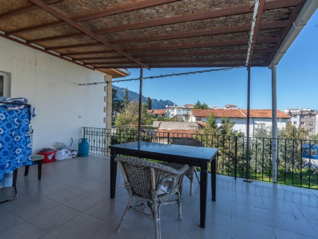 Zu verkaufen 7+2 Villa in Kyrenia Alsancak