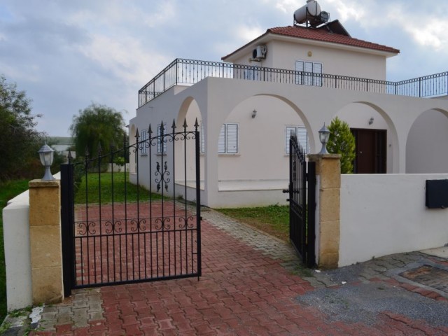 Villa To Rent in Alsancak, Kyrenia