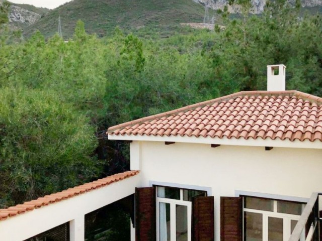 Turkish Title 3 Bedroom Villa in Savyon Village, Catalkoy