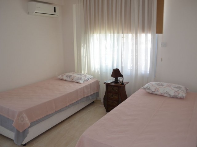 Flat To Rent in Alsancak, Kyrenia