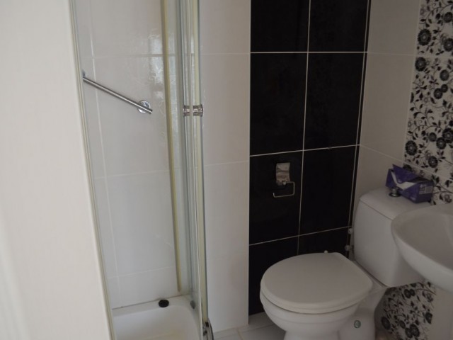 Flat To Rent in Alsancak, Kyrenia