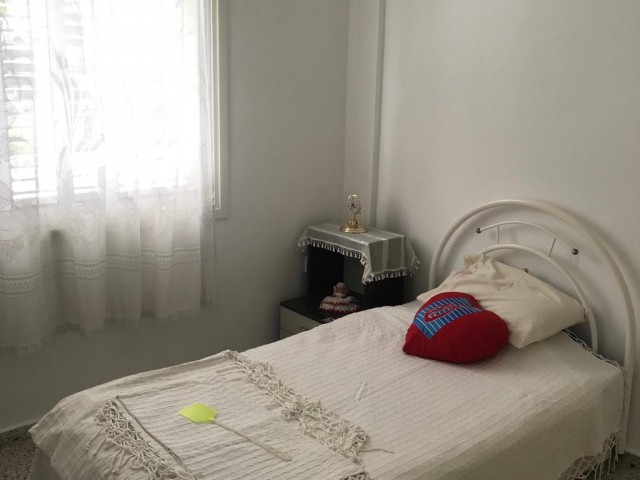 Lefkoşa Gönyeli belediyesine 5 dk yurume mesafesinde kiralık 3+1 daire  