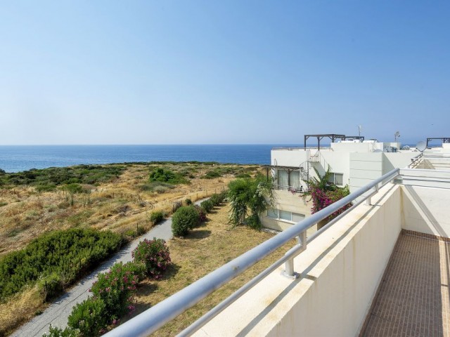 2 Bed Sea Front Penthouse Holiday  Apartment in Esentepe