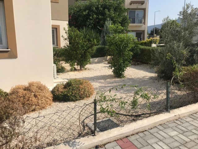 Flat To Rent in Alsancak, Kyrenia