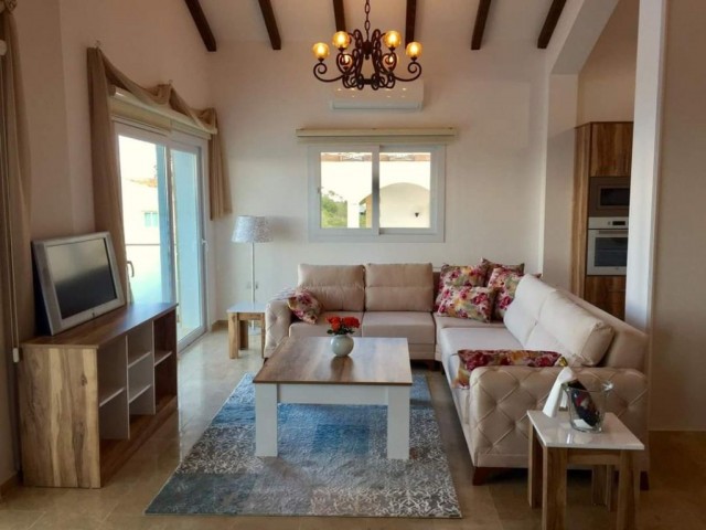 ZERO luxury villas FOR SALE IN Esentepede are built on a plot of 180 m2 3 + 1 Es Deceger 1200 m2. The cob connected to electricity and water is ready for operation. He's back in full swing. Heating and cooling system is available. £260,000. ** 