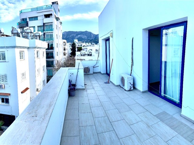 Flat To Rent in Girne Merkez, Kyrenia