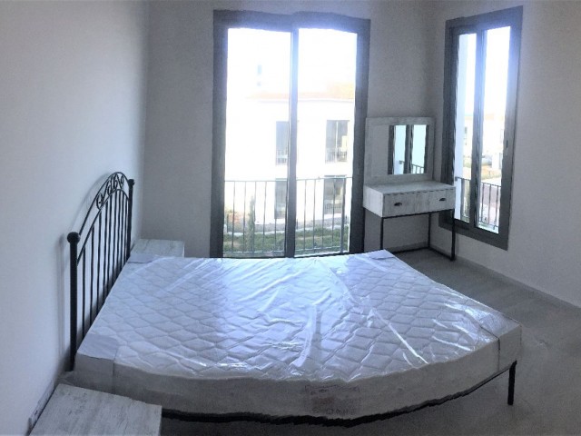 Alsancak Town Houses'da Bahçe katı Kiralık Daire !