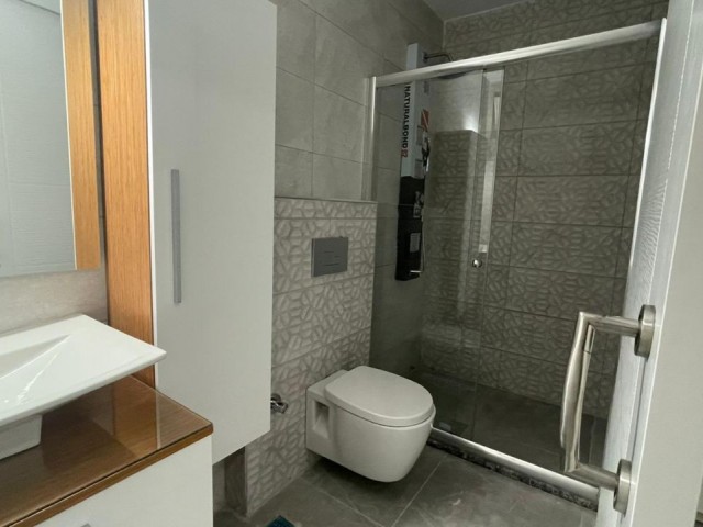 LUXUS MIT PRIVATER TIEFGARAGE IM ZENTRUM VON KYRENIA 3 + 1 ** 