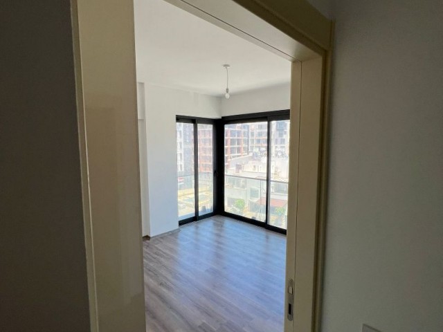 ZERO 3+1 APARTMENT IN THE NEW PORT AREA **  ** 