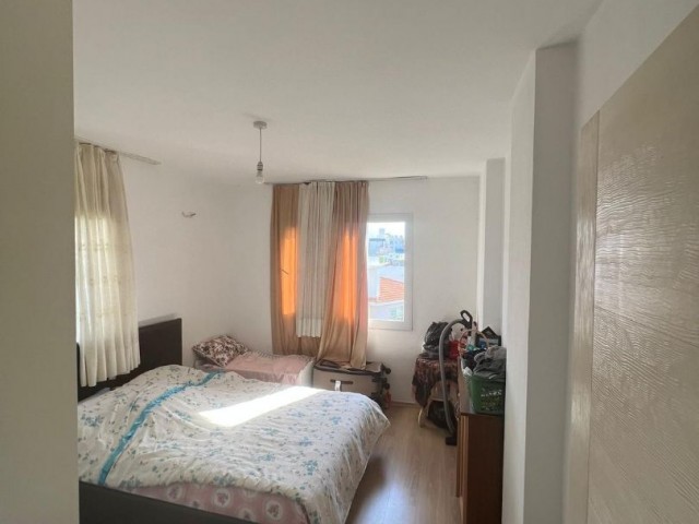 GİRNE MERKEZDE 2+1 DAİRE