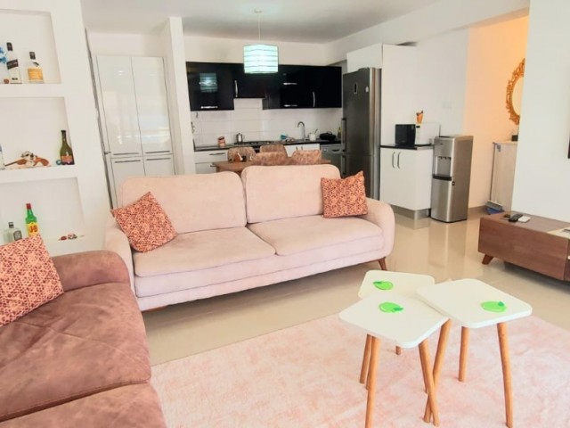 Flat For Sale in Yukarı Girne, Kyrenia