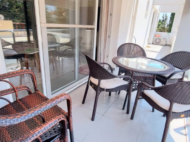 Flat For Sale in Yukarı Girne, Kyrenia