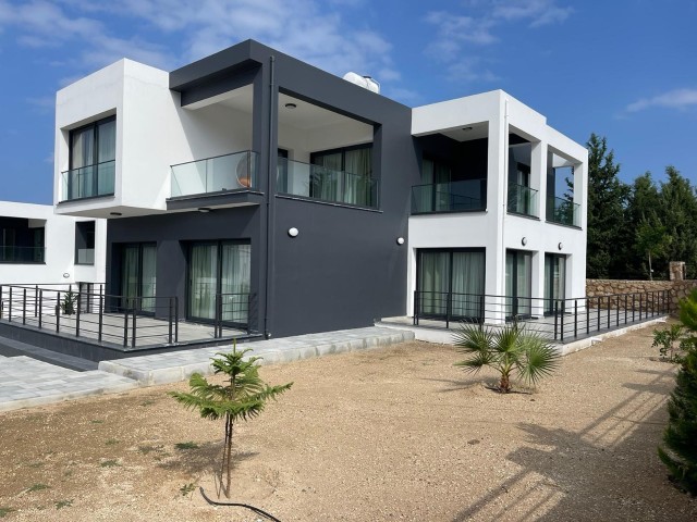 Villa For Sale in Çatalköy, Kyrenia