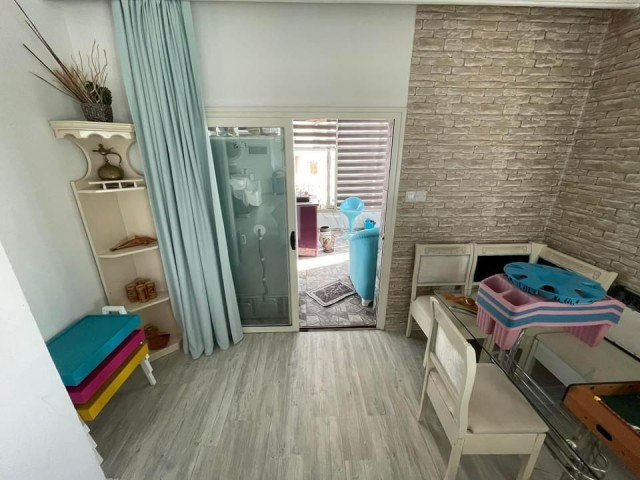 7 BEDROOM OPPORTUNITY FLAT FOR SALE IN YENİBOĞAZİÇ