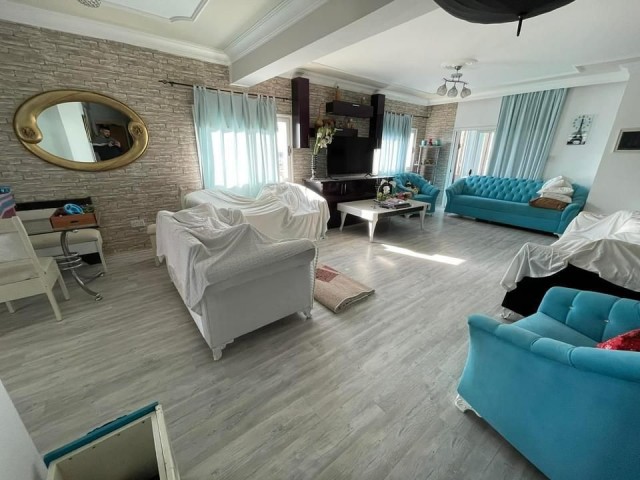 7 BEDROOM OPPORTUNITY FLAT FOR SALE IN YENİBOĞAZİÇ