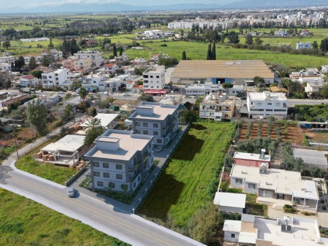 GAZİMAĞUSA LARNAKA YOLUNDA KASIM 2024 TESLİM ELDEN TAKSİTLİ SATILIK SIFIR DAİRELER 