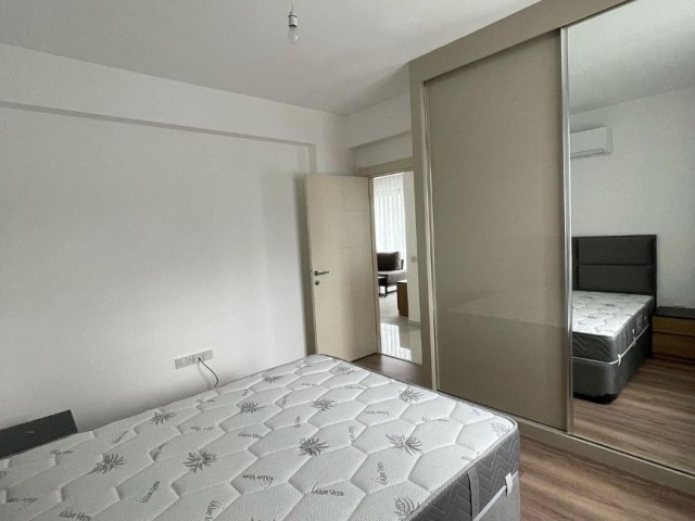 Сдается новая квартира 2+1 в отличном месте в центре Кирении