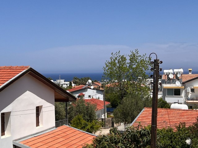 3+1 apartment for sale in Laptada with mountain and sea views