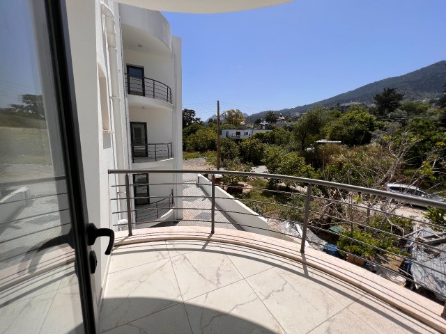 3+1 apartment for sale in Laptada with mountain and sea views