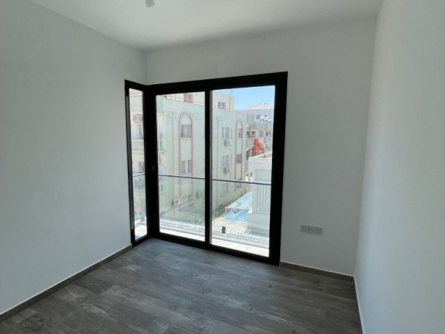 2+1 آپارتمان مدرن جدید با کوچان ترکیه در منطقه GAZİMAĞUSA GÜLSEREN