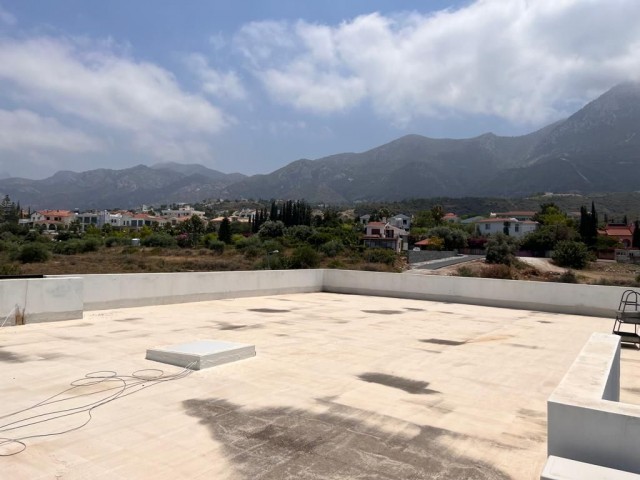 KYRENIA BELLAPAIS 2+1 FURNISHED FLAT FOR SALE