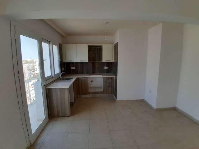 GİRNE MERKEZDE 2+1 SIFIR DAİRE