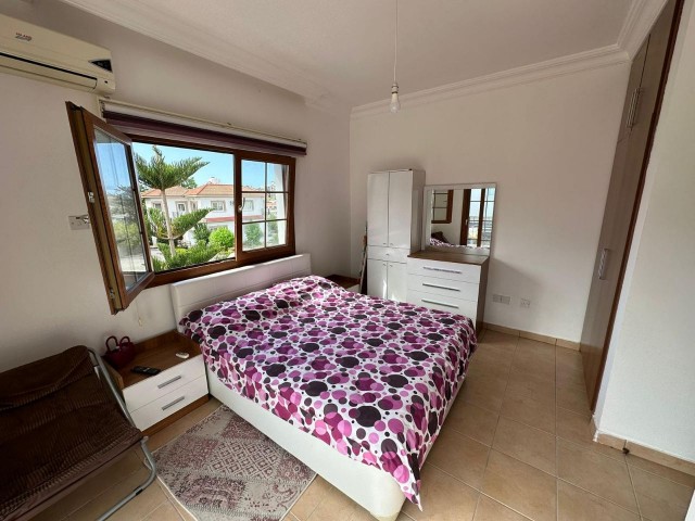 GELEGENHEIT IN PERFEKTER LAGE IN KYRENIA, ALSANCAK 2+1 TWIN VILLA