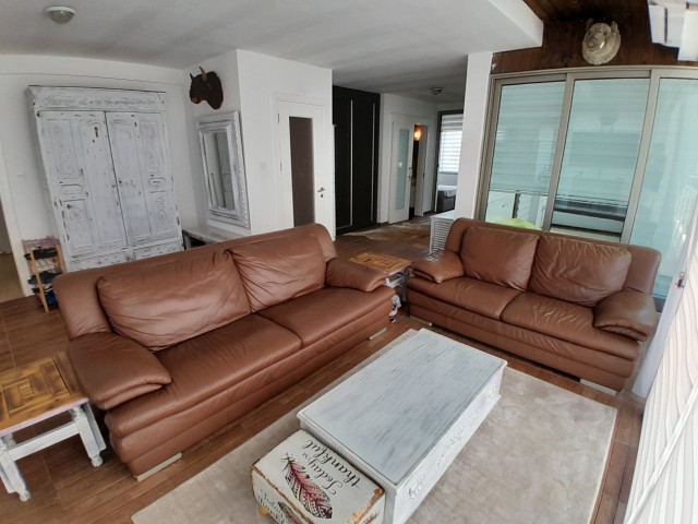 SPECIALLY DESIGNED 2+1 PENTHOUSE FOR SALE IN A FABULOUS LOCATION IN KYRENIA CENTER