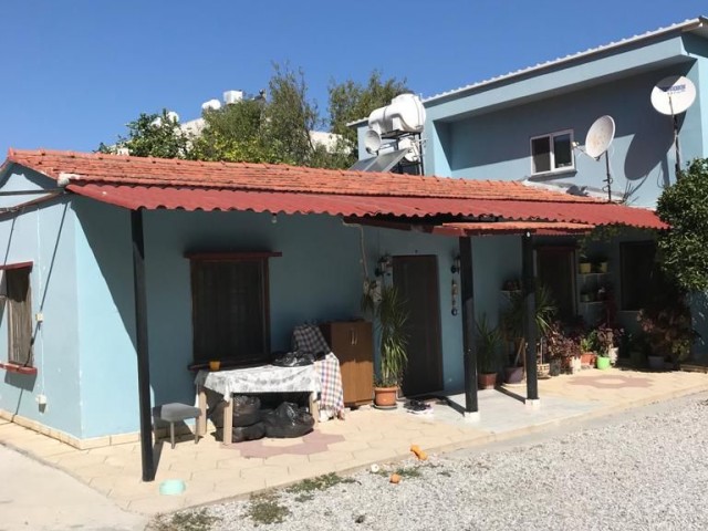 OLD DETACHED HOUSE IN KYRENIA CENTER FOR INVESTMENT