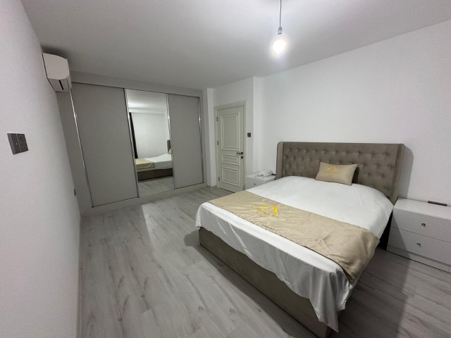 Möblierte Luxus-3+1-Wohnung zur Miete im Zentrum von Kyrenia