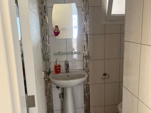 Yeniboğaziçi'nde Satılık 2+1 Deniz Manzaralı Penthouse