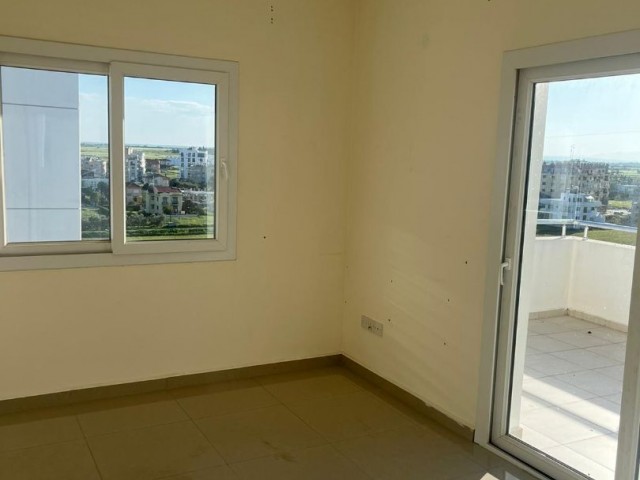 Yeniboğaziçi'nde Satılık 2+1 Deniz Manzaralı Penthouse