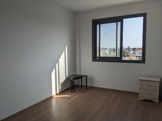 Verkauf einer neuen Wohnung mit Möbeln 2+1 in Famagusta