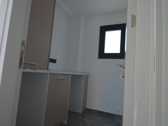 Neu fertiggestellte Maisonette-Villa mit Berg- und Meerblick in Çatalköy (EINE AUTORISIERTE!) (TÜRK KOÇAN)