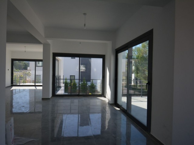 Newly finished duplex villa with mountain and sea view in Çatalköy (ONE AUTHORIZED! ) (TÜRK KOÇAN )