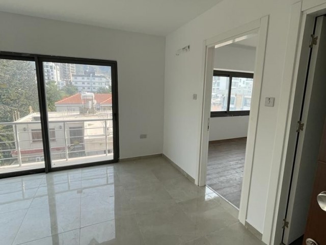 KYRENIA CENTER 1+1 FLAT (SINGLE AUTHORIZED!)