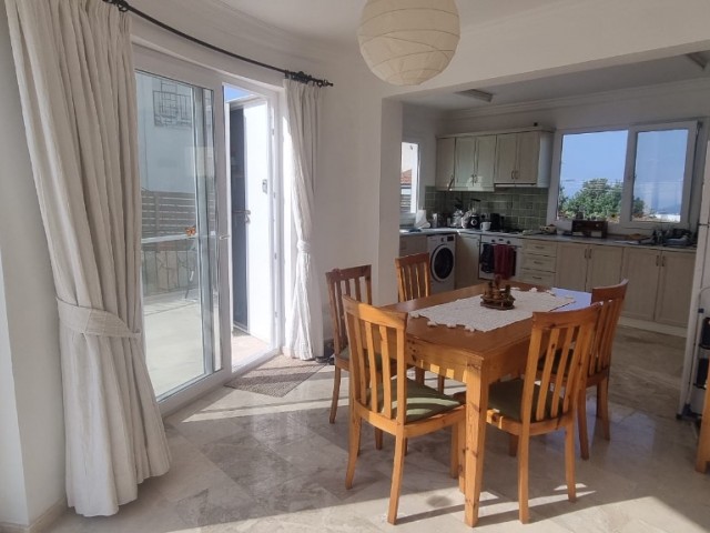 Kuzey Kıbrıs Esentepe'de satılık 3+1 Müstakil Villa