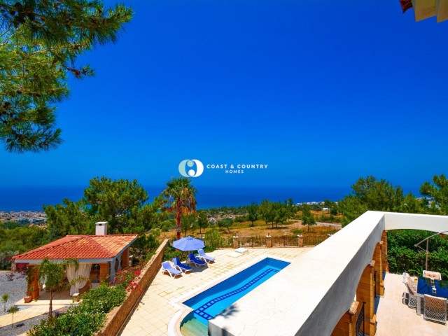 Sole agency * Exquisite 3 Bedroom Villa with Private Swimming Pool in Esentepe