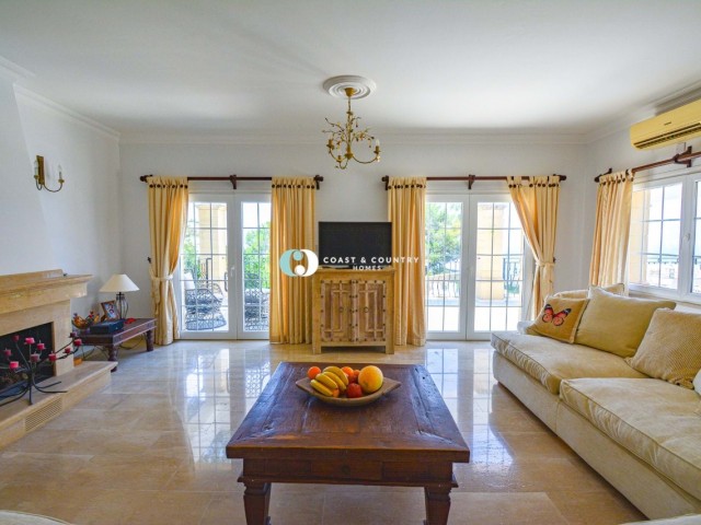 Sole agency * Exquisite 3 Bedroom Villa with Private Swimming Pool in Esentepe