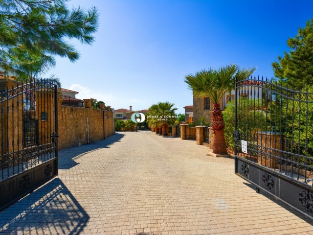 Sole agency * Exquisite 3 Bedroom Villa with Private Swimming Pool in Esentepe