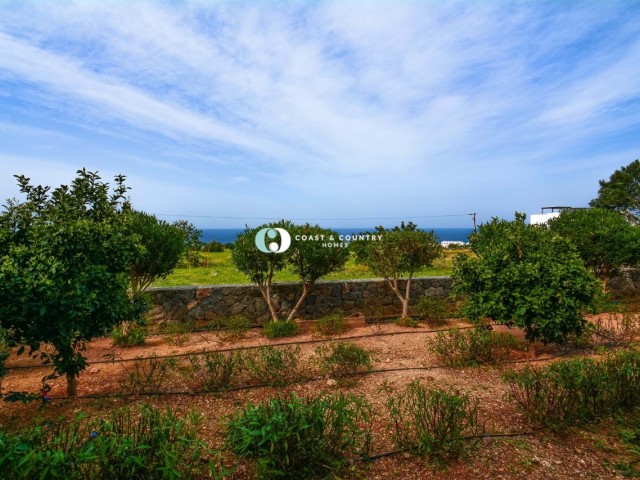 Sole Agency* Lovely 2 Bedroom Duplex Garden Apartment with Communal Facilities * Direct Sea Views