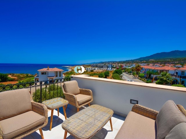 Sole agency* Stunning 2-bed Penthouse* Sea and Mountain Views