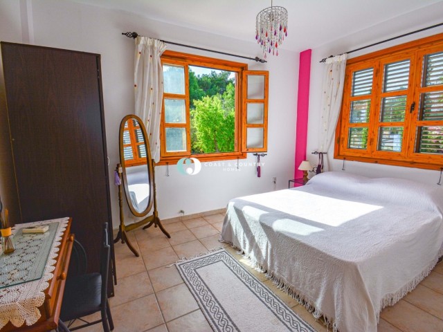 Spacious 3 Bedroom Detached Resale Villa in Catalkoy * Sole agency