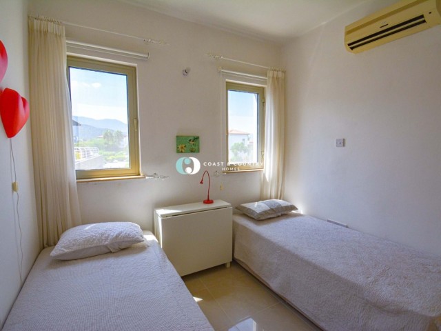 Alleinige Agentur * Schönes 3-Schlafzimmer-Penthouse zum Wiederverkauf* Dachterrasse