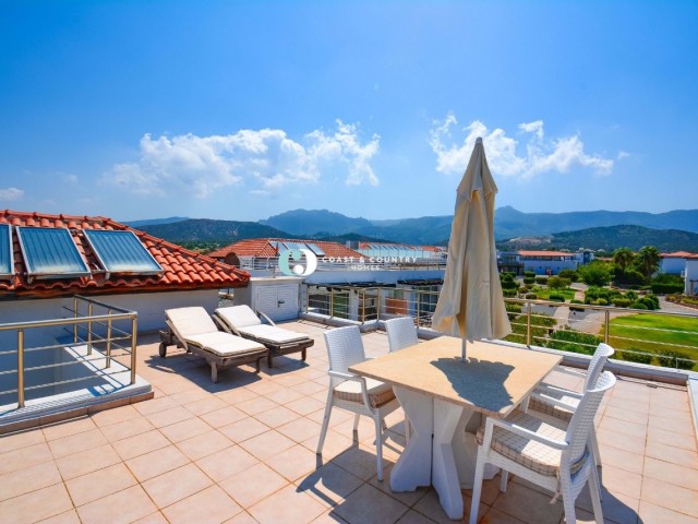 Sole Agency * Lovely 3 Bed Penthouse Resale*  Rooftop Terrace