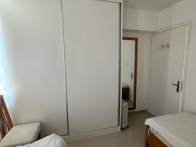 2+1-Wohnung mit Panoramablick auf das Meer zum Verkauf am Meer