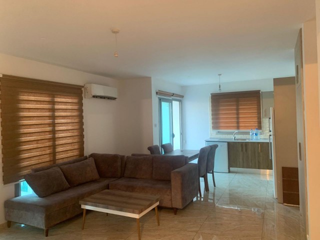 ***GIRNE MERKEZDE SATILIK  2+1 PENTHOUSE DAIRE FULL EŞYALI***