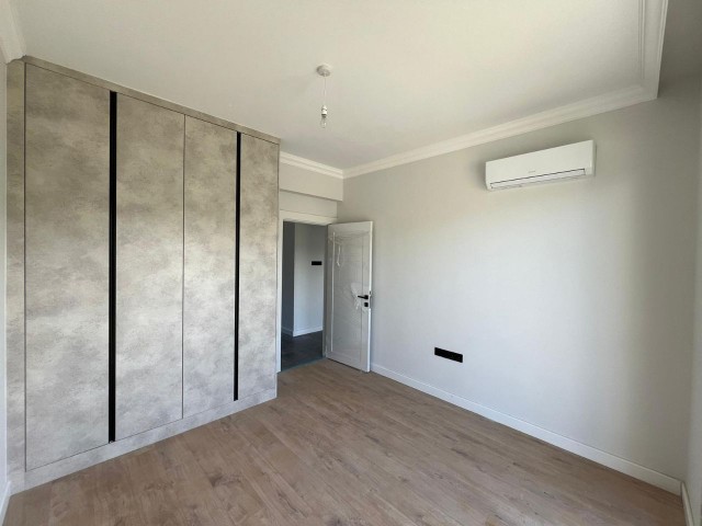 ** 2+1 WOHNUNG ZUM VERKAUF IN LUXUS-LOFT-PROJEKT IN KARAOĞLANOĞLU**