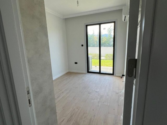 ** 2+1 WOHNUNG ZUM VERKAUF IN LUXUS-LOFT-PROJEKT IN KARAOĞLANOĞLU**