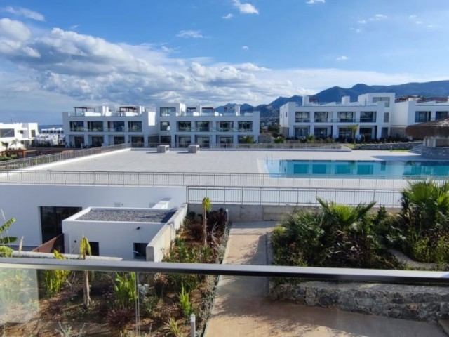 **FULLY FURNISHED STUDIO PENTHOUSE FOR SALE IN ESENTEPE**